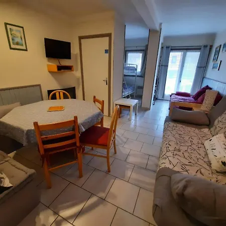 Altissim Tres Estrelles Pas De La Casa